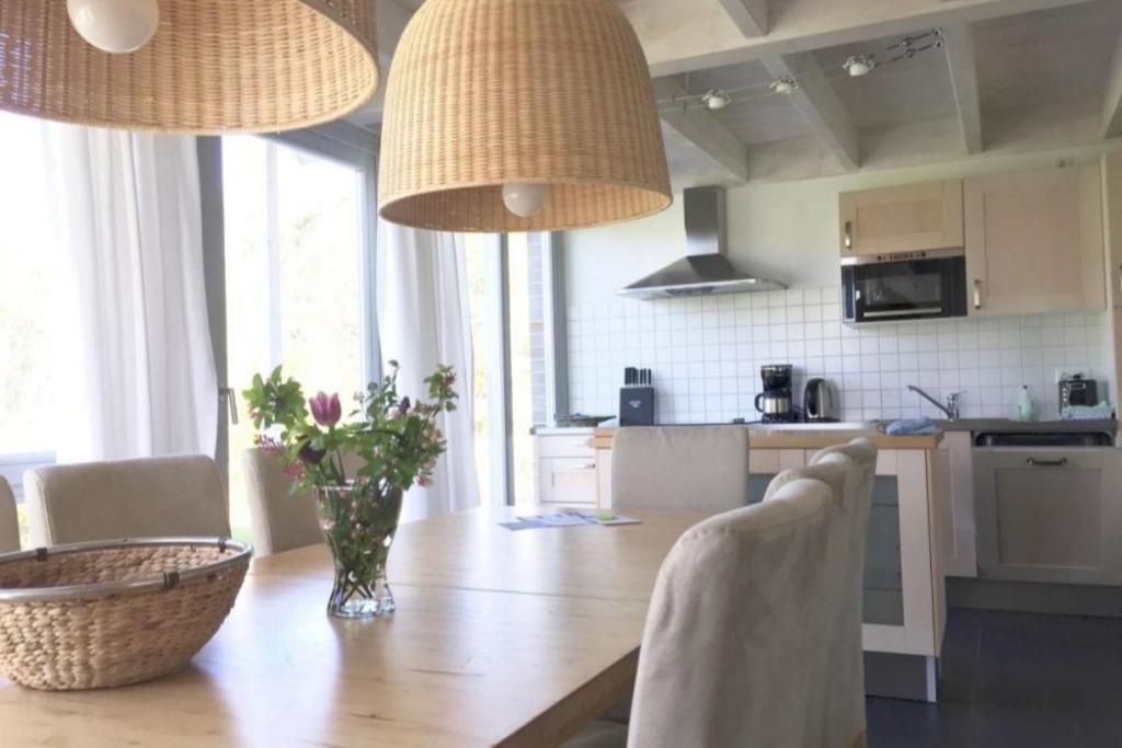 W7 - Sehr Schoenes Ferienhaus Mit Toller Lage Und Super Aussicht In Roebel An Der Mueritz Villa Esterno foto