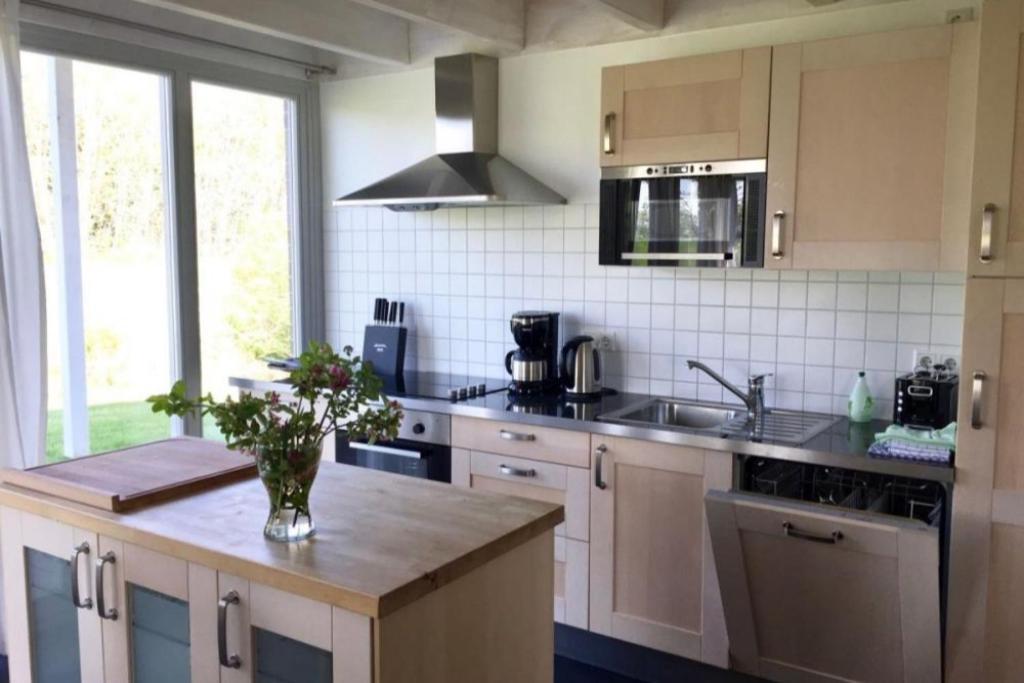 W7 - Sehr Schoenes Ferienhaus Mit Toller Lage Und Super Aussicht In Roebel An Der Mueritz Villa Esterno foto