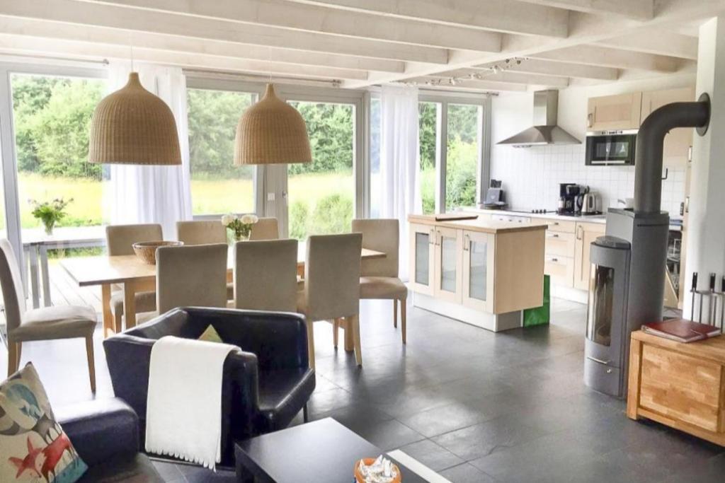 W7 - Sehr Schoenes Ferienhaus Mit Toller Lage Und Super Aussicht In Roebel An Der Mueritz Villa Esterno foto